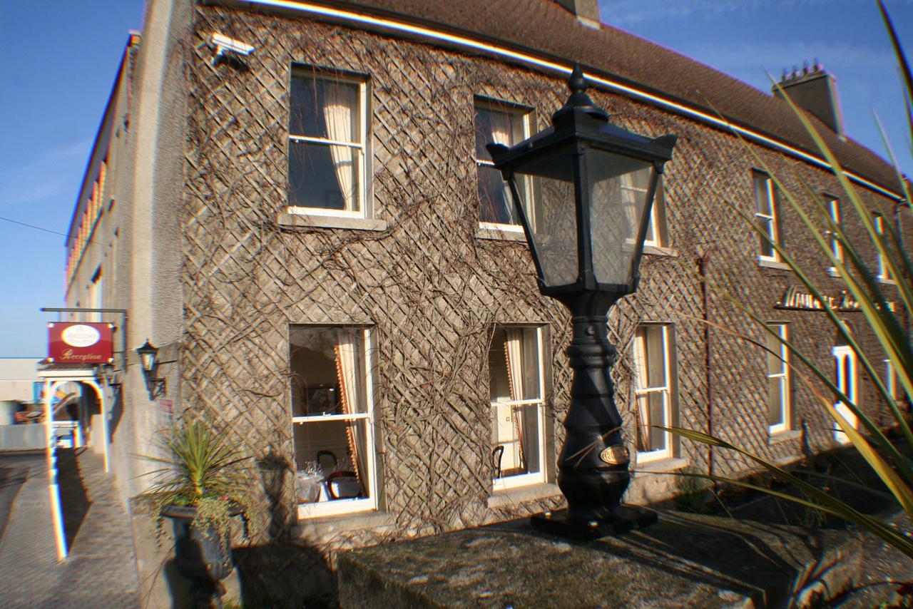 Maudlins House Hotel Naas Exterior foto