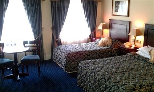 Maudlins House Hotel Naas Exterior foto